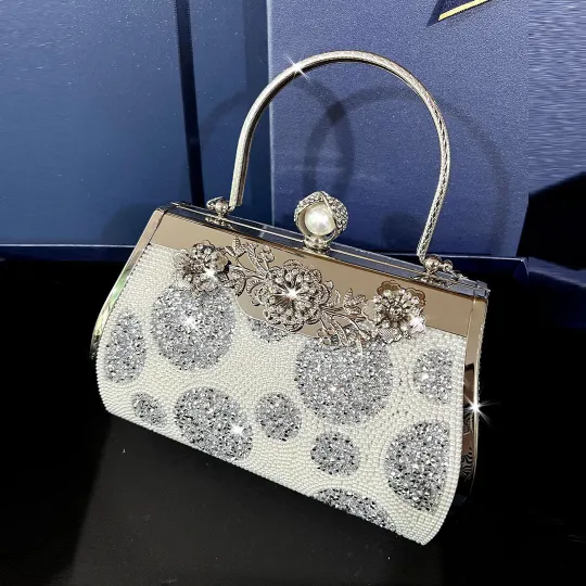 Fan-Shaped Diamond Party Bag